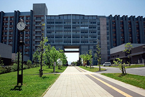 九州大学
